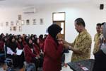 Parallel Class Universitas IVET Semarang Nomor 3